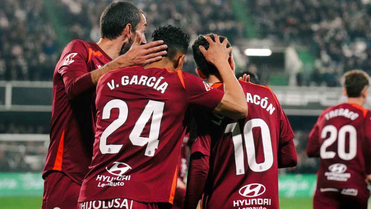 Cultural leonesa kämpft ums überleben: elf spiele, acht punkte – und ein trainer, der den glauben zurückbringt
