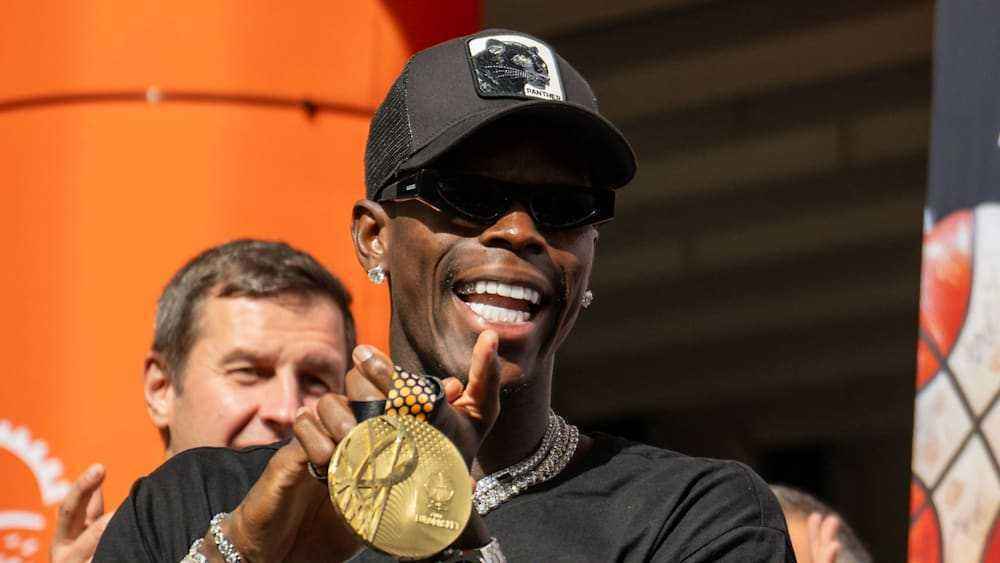 Dennis schröder erneut niedersachsens sportler des jahres – em-held triumphiert