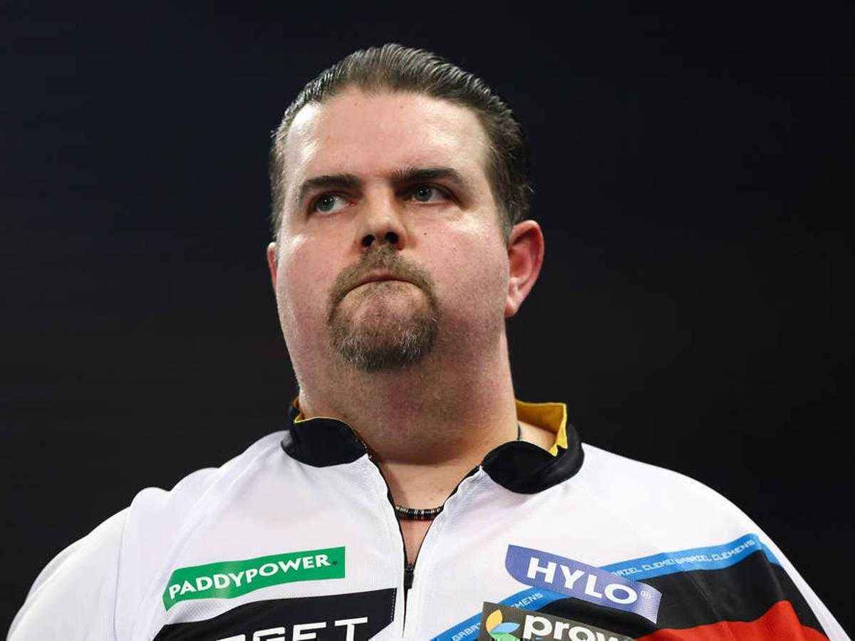 Deutsche darts-profis erleben enttäuschenden tag in wigan – springer als einziger hoffnungsträger