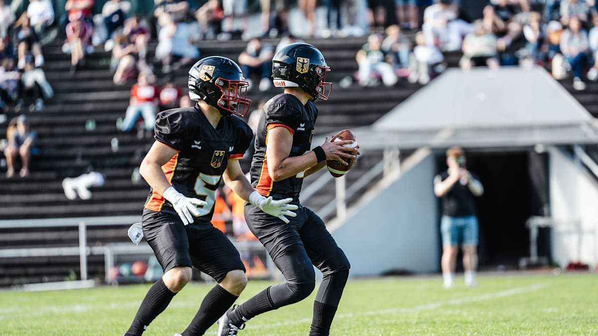 Deutsche u19 demoliert ungarn: erster sieg bei der em!
