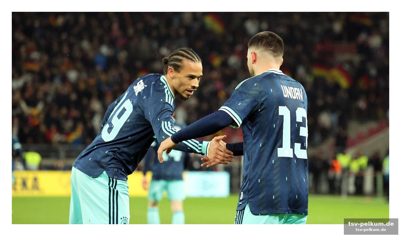Neuer feiert comeback im tor