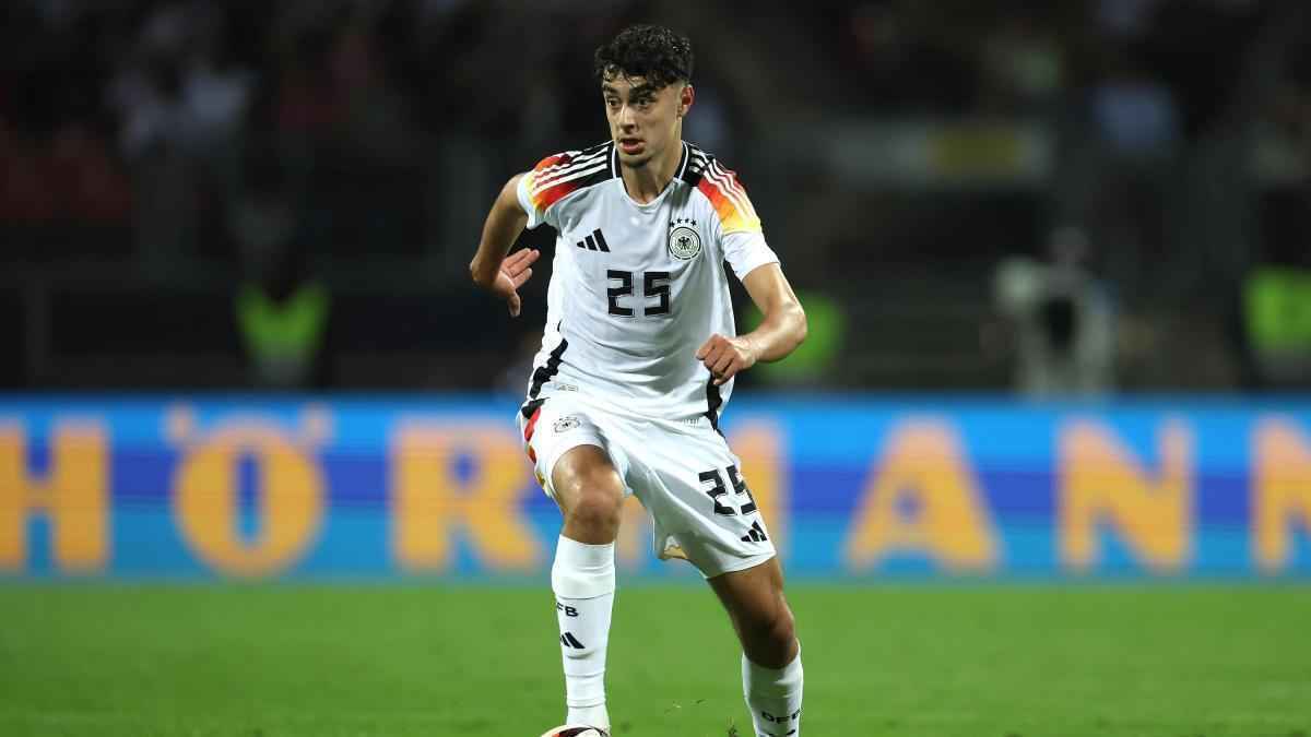 Deutschland-trikots: adidas kämpft mit 'v'-mangel – fans bleiben auf der strecke!