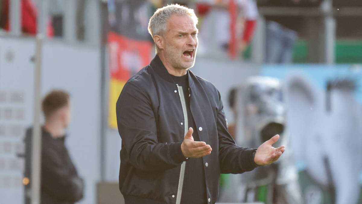 Dfb-frauen patzen in ried: wück-anweisungen verpuffen!