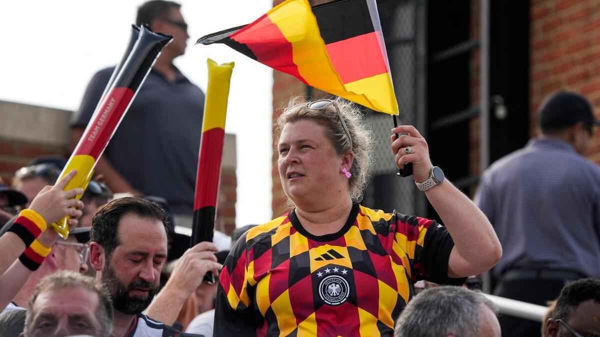 Dfb-team feiert ausgelassenen start in winston-salem!
