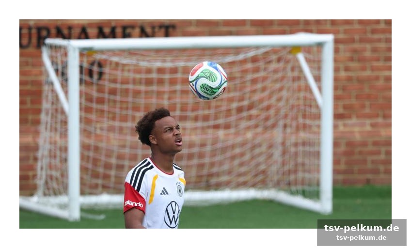 Fans feiern den trainingsauftakt