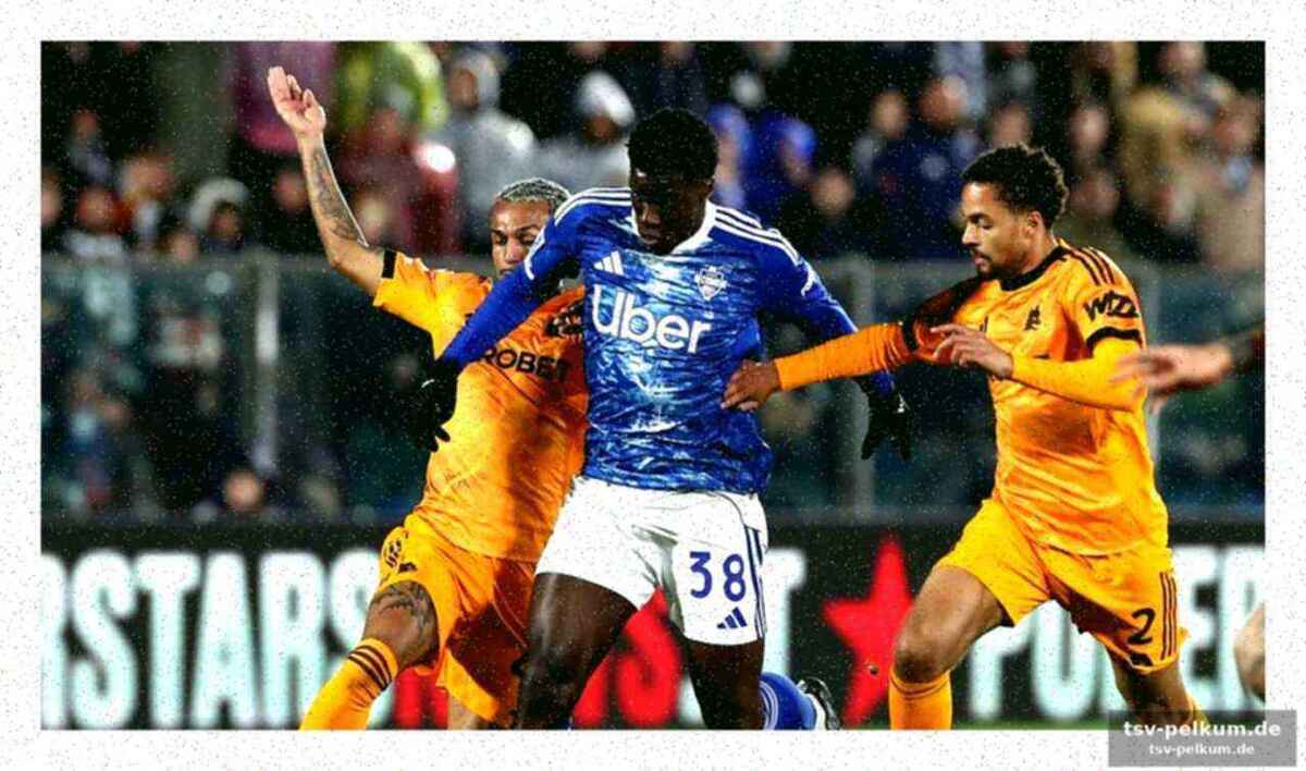 Como schweigt, die liga schaut