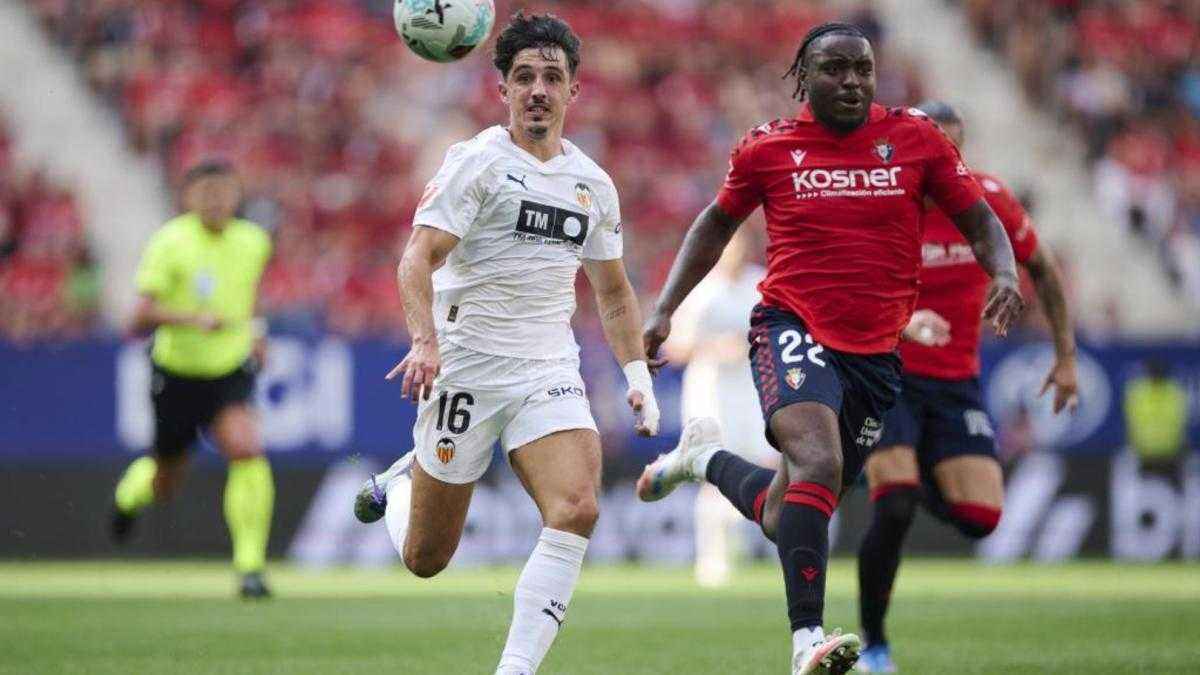 Diego lópez erleidet knieverletzung – ausfallzeit beim valencia cf