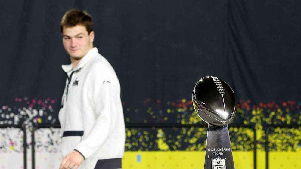 Drake maye gibt entwarnung: patriots-quarterback für super bowl fit