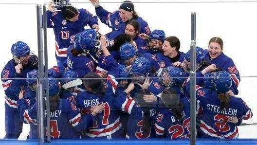 Eishockey-team us lehnt einladung ins weiße haus ab – nach umstrittenem auftritt trumps