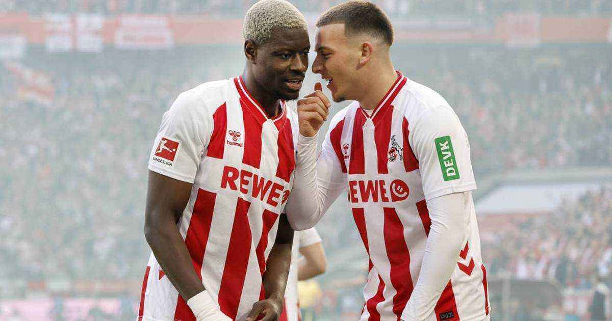 El mala postet jubelbild – zwei minuten nach kwasniok-rauswurf