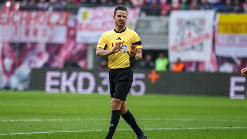 Elfmeter-wirrwarr in der bundesliga: schiedsrichter-entscheidungen unter der lupe