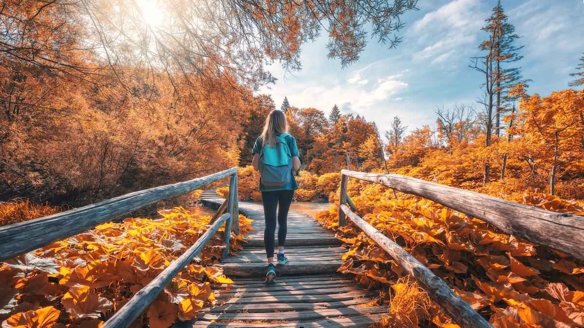 Entspannung in bewegung: walking yoga für körper und geist