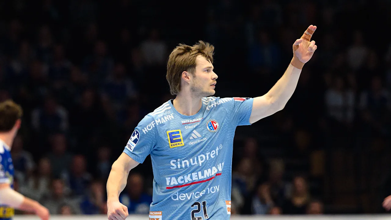 Erlanger handball-legende verlängert: bissel bleibt dem hce treu!