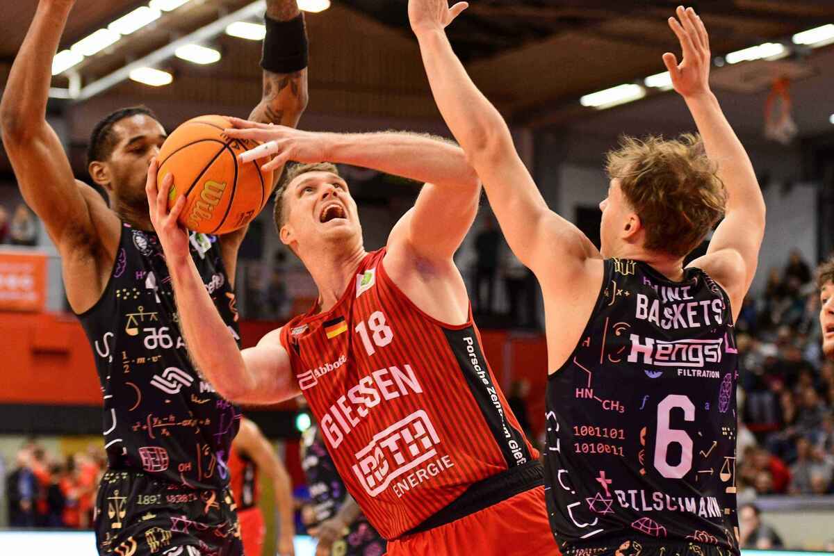 Eskaliert in gießen: bierattacke und playoff-träume in trümmern!