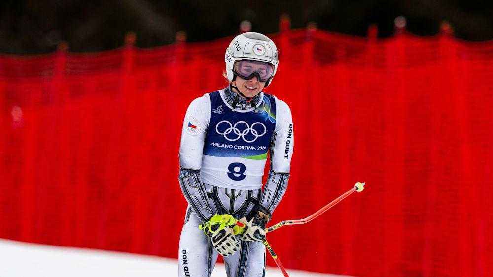 Ester ledecká kämpfte mit schmerzen, gab im super-g dennoch nicht auf