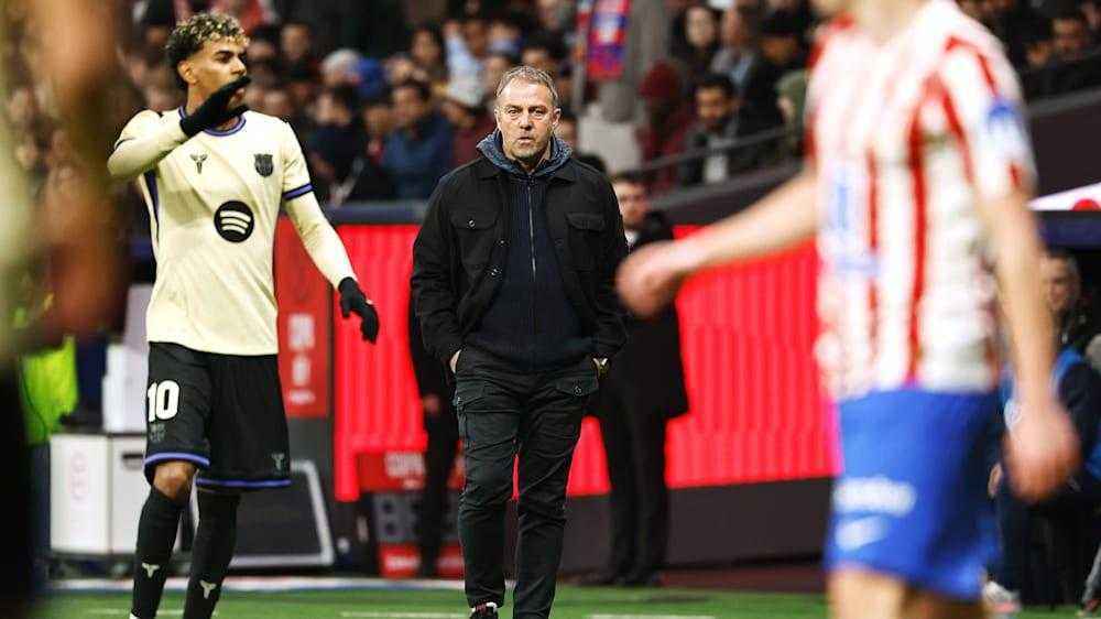 Fc barcelona nach debakel: flick kritisiert schiedsrichterteam scharf