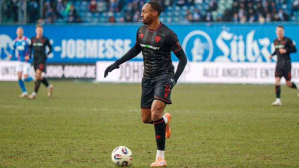 Fc ingolstadt: punkt gegen cottbus, abgang und sorgen um neuzugang toye