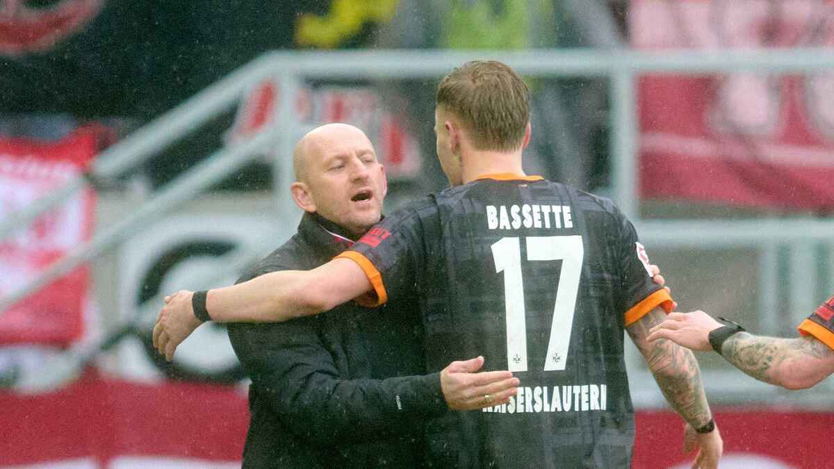 Fck triumphiert in münster: lieberknecht prangert gesellschaftliche verhärtung an