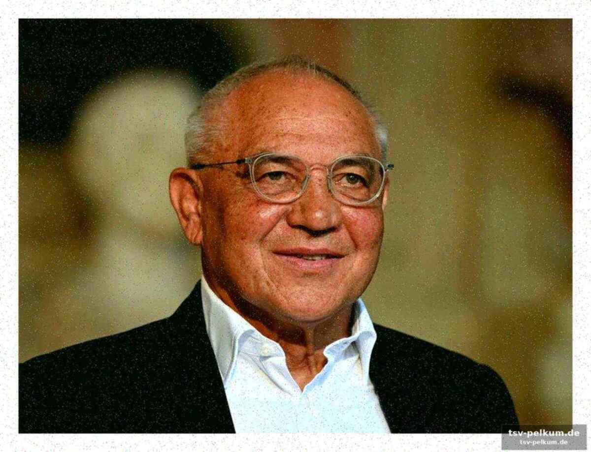 Felix magath meldet interesse an