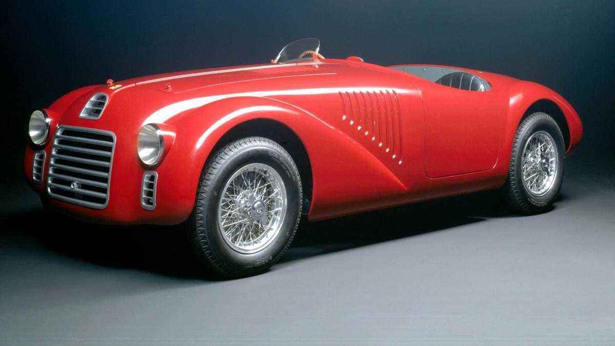 Ferrari: der legendäre zwölfzylinder, der alles veränderte
