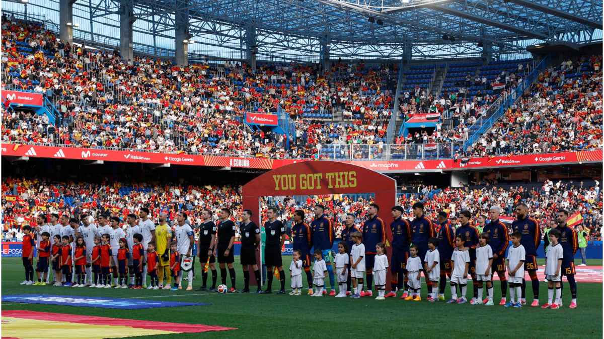 Fifa-hymnen: jetzt singt das ganze team!
