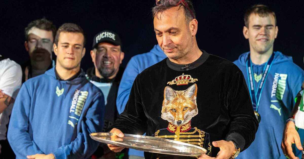 Füchse-trophäe taucht im eigenen keller auf – diebe hatten meisterschale versteckt