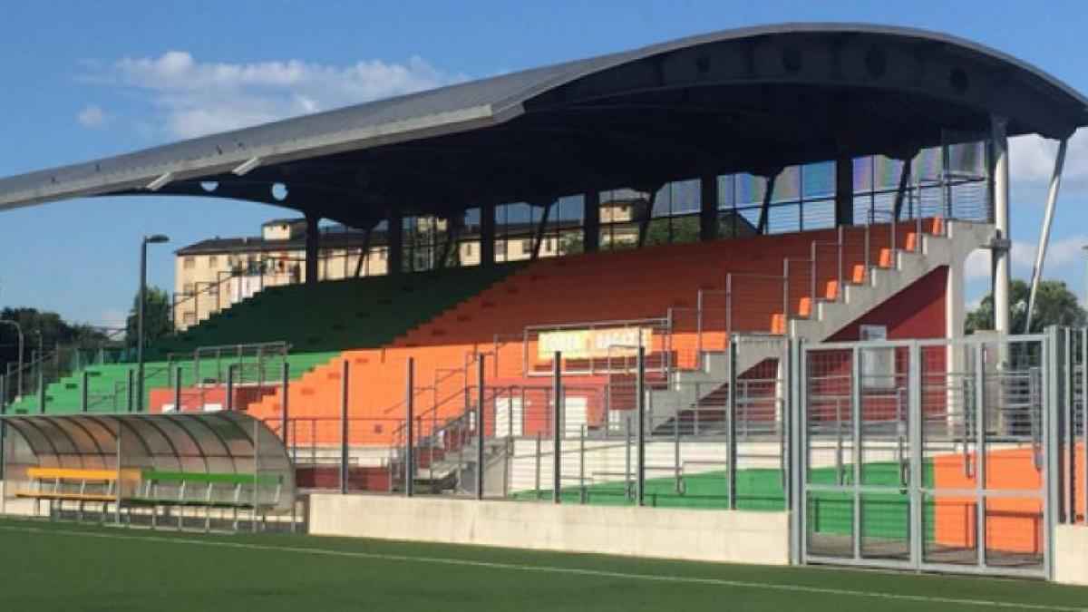 Fußball-chaos in venaria: schiri-attacke überschattet u17-spiel!