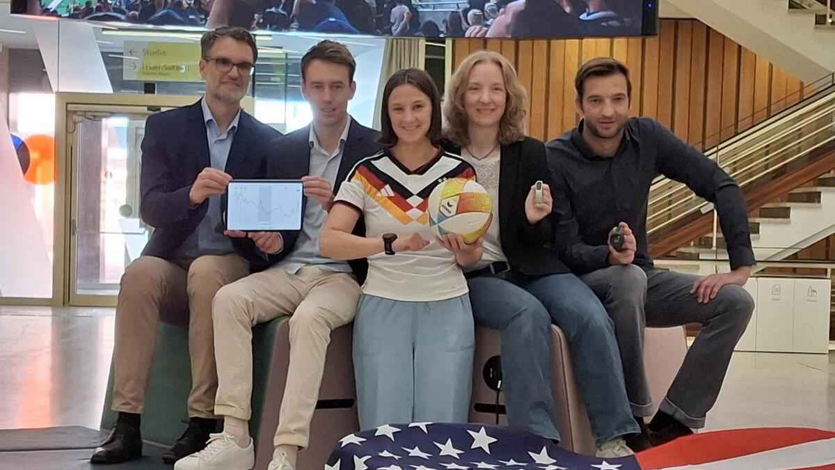 Fußball-wm 2026: bielefelder forscher messen fan-euphorie mit smartwatches