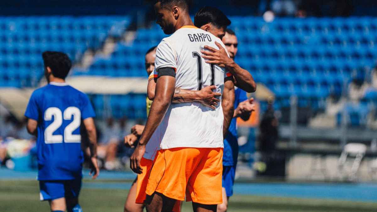 Gakpo schaltet in podolski-modus: kann er jetzt auch für liverpool glänzen?