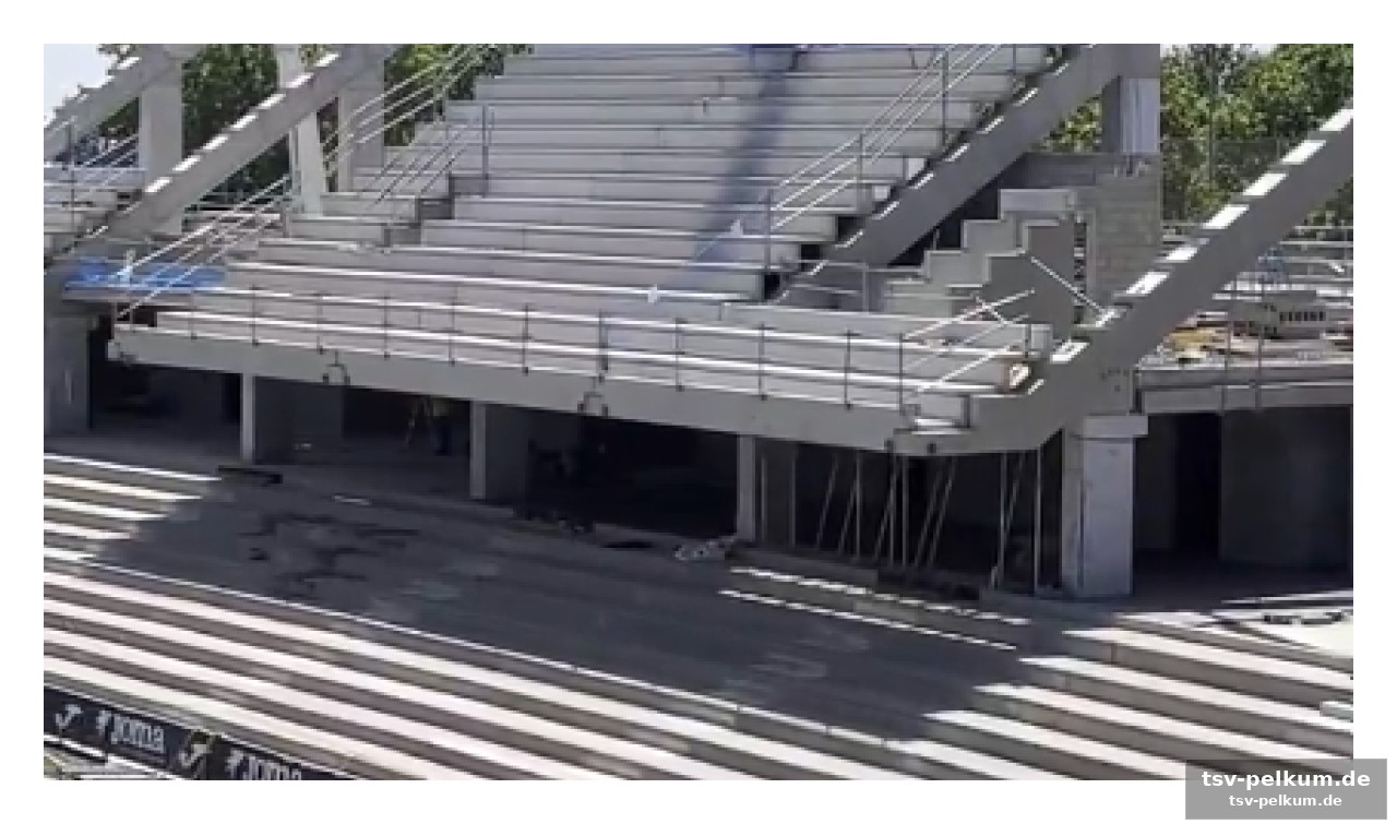 Erste strukturen für die neue südtribüne sichtbar