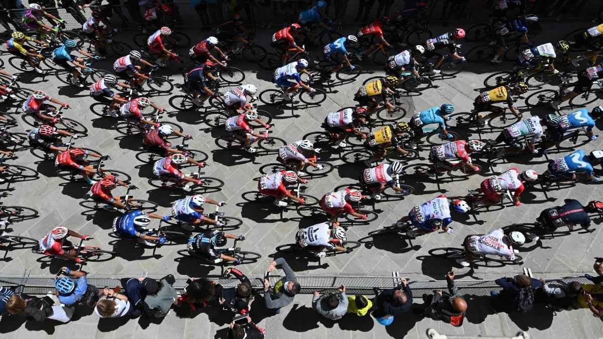 Giro d’italia: amateure radeln mit legenden – und helfen kindern!