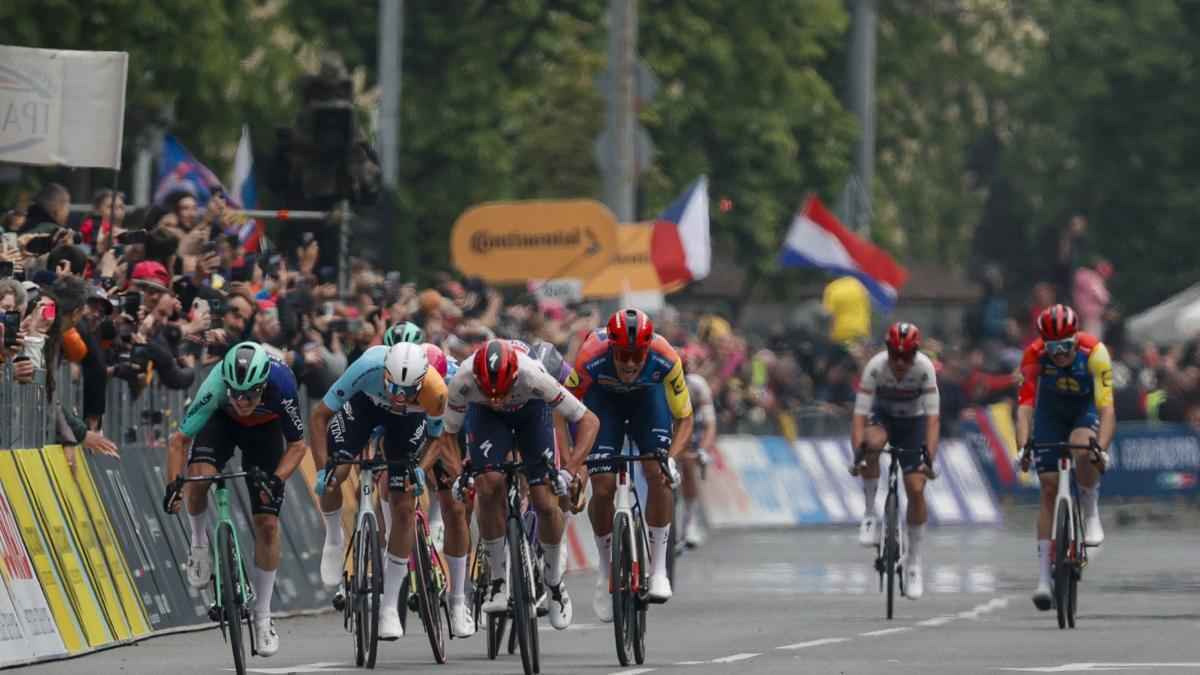 Giro d'italia: moschetti steigt aus, favoriten im blick auf bergwertung!