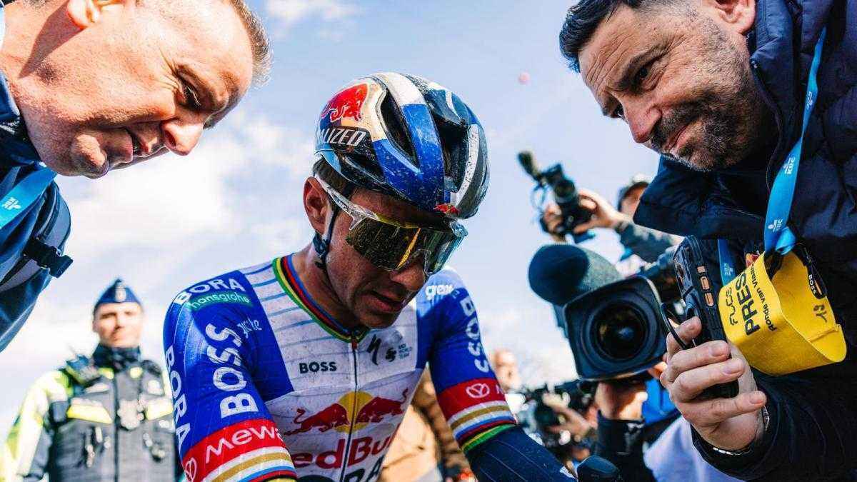 Giro d’italia: pellizzari im visier – der mann hinter den kulissen enthüllt!