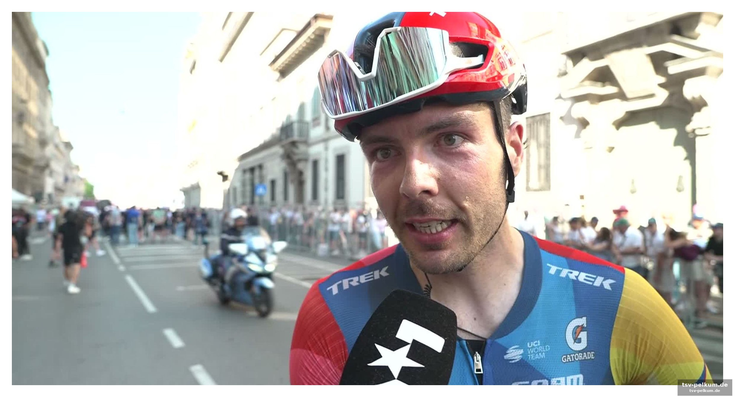 Ein ausreißer triumphiert, ein sprinter klagt an