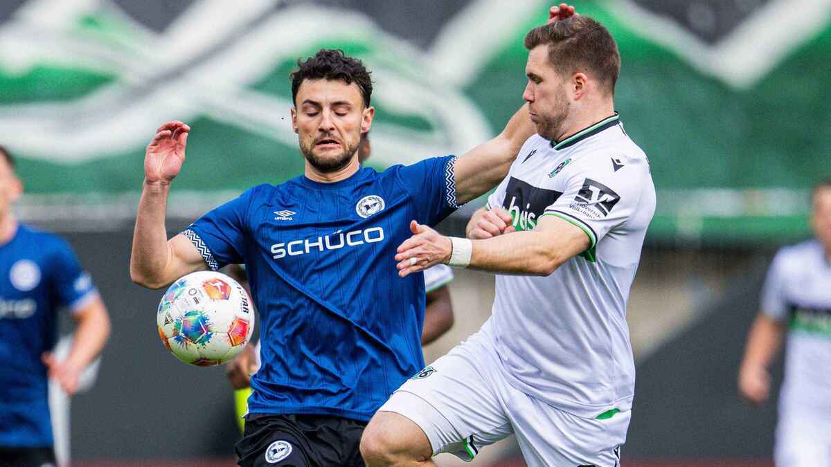 Glückliche 96er in bielefeld: handelfmeter entscheidet enges spiel