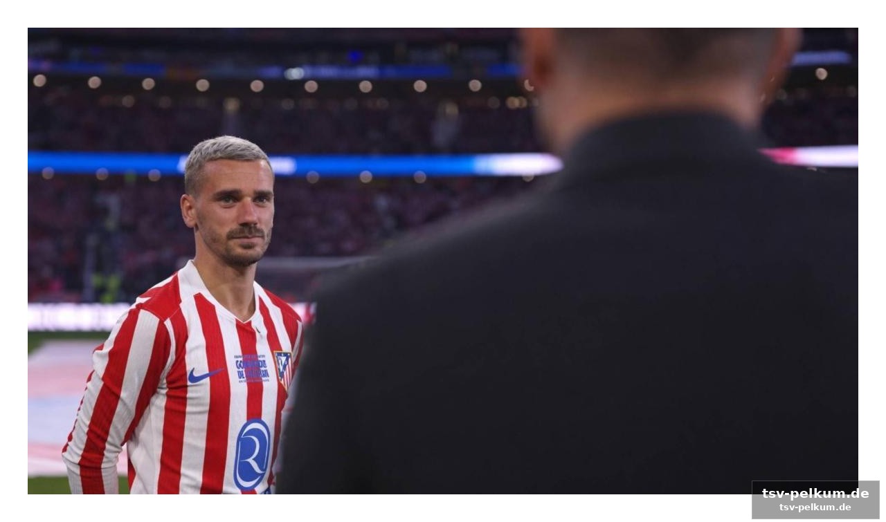 Enrique cerezo überreichte die arena in miniatur – die mitspieler lieferten die emotionen