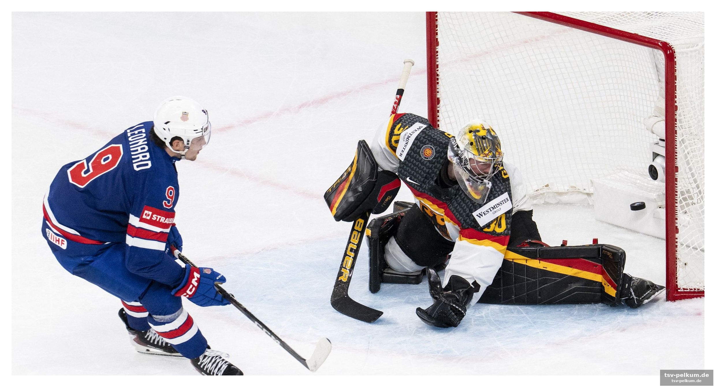 Der moment der frustration: zweimal hand auf dem puck?