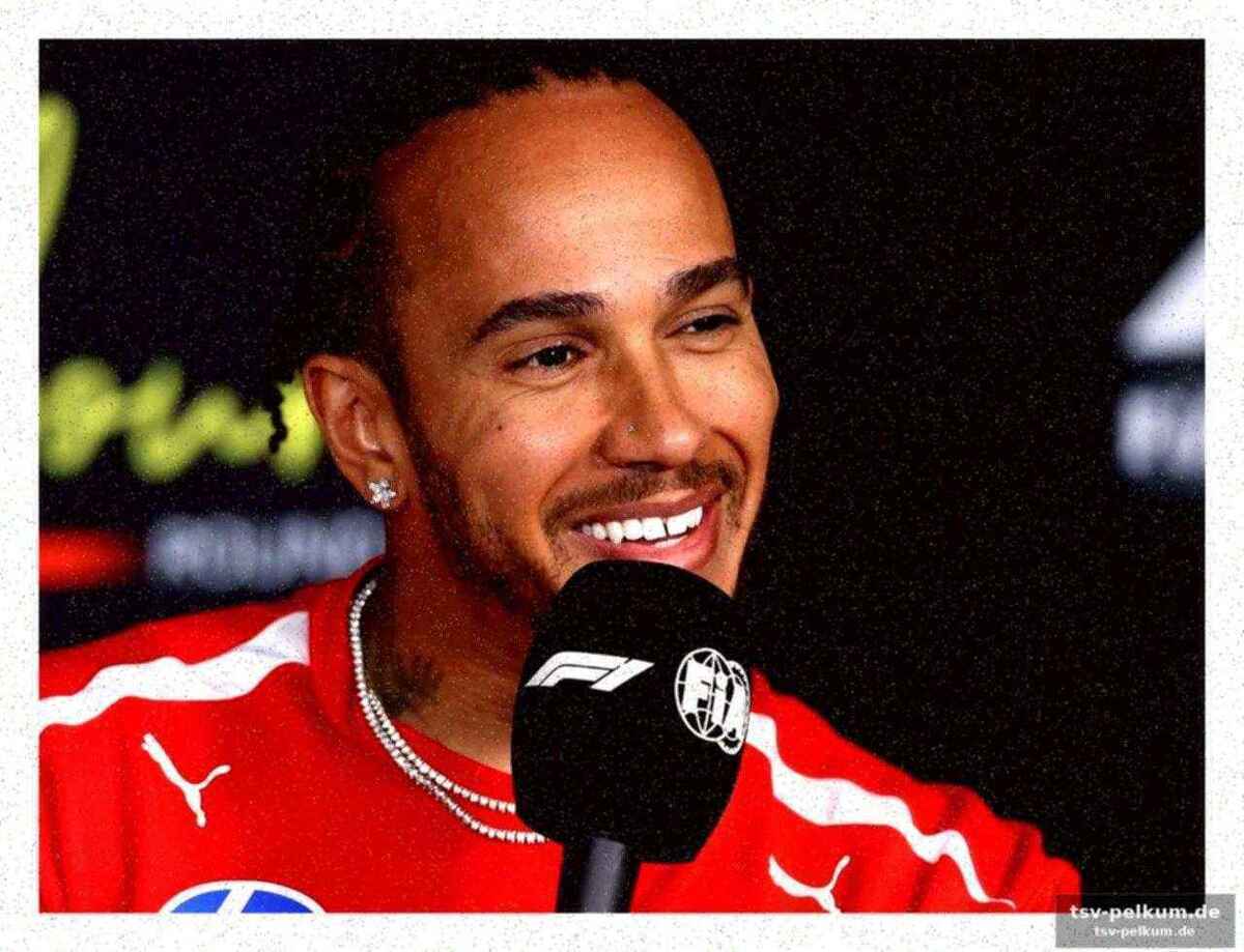 Hamilton selbst bleibt hinter der kamera – und das ist kein zufall