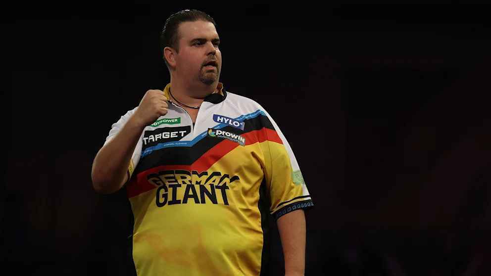Hammer! Clemens räumt ab – Deutsche Darts-Party in London!
