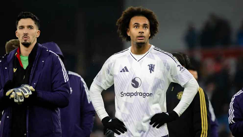 Hammer-Transfer in der Pipeline? Zirkzee steht vor dem Absprung nach Rom!