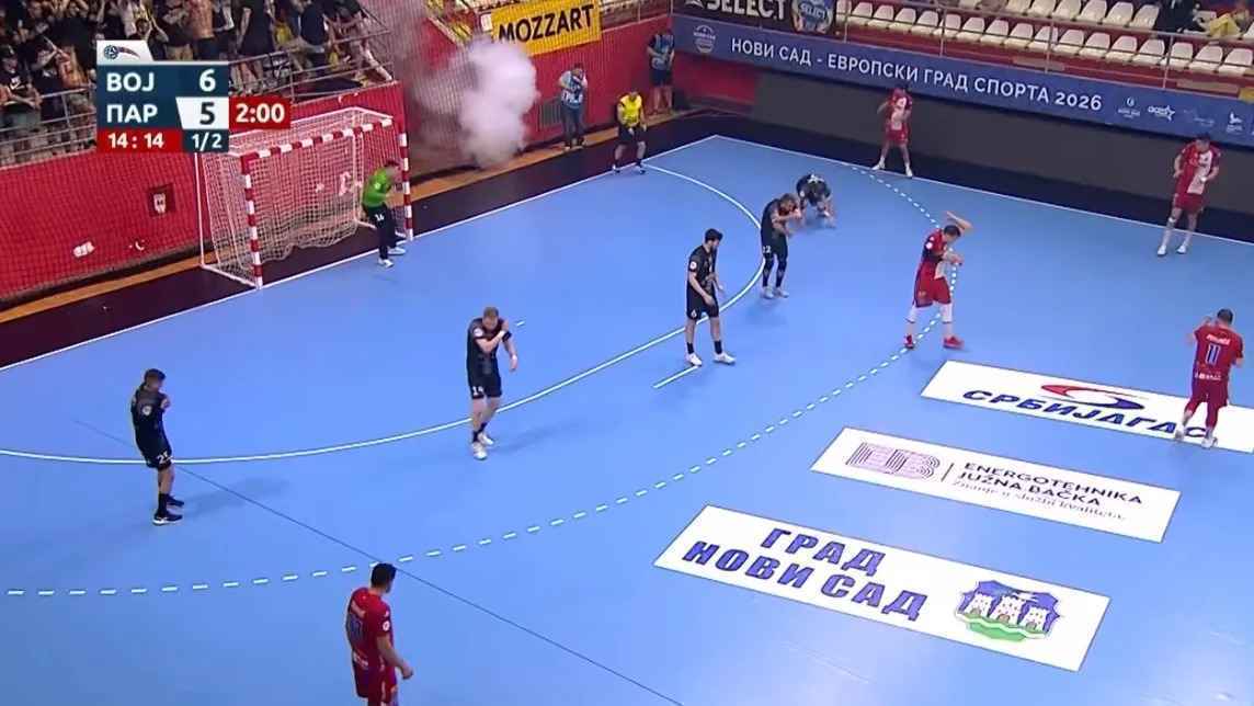 Handball-fiasko in serbien: böllerwürfe beenden meisterschaftsspiel!