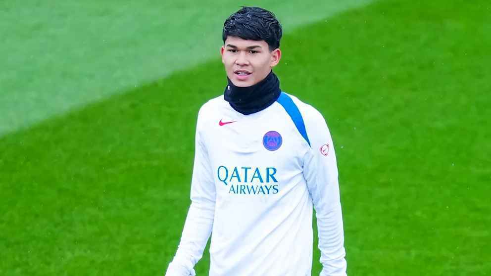 Hansi flicks schock: barça-juwel absprung – ein star tröstet den trainer
