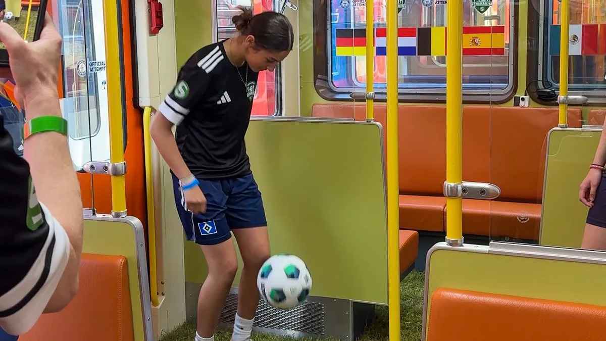 Hsv-mädchen stürmen in die geschichtsbücher: fußball-weltrekord!