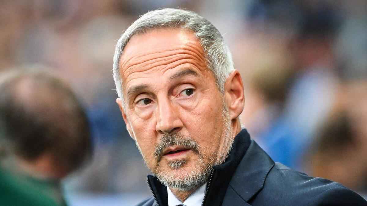 Hütter kehrt zurück: kann er eintracht wieder zum erfolg führen?