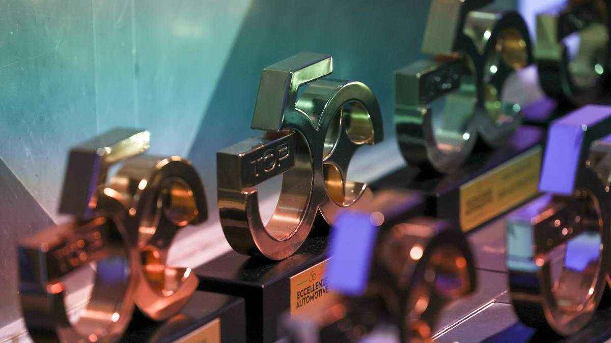Italienische automobil-exzellenz: brembo, piaggio und dallara ausgezeichnet