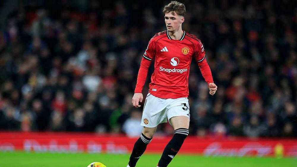 Jack fletcher fliegt raus – homophobe attacke kostet manchester-talent sechs spiele