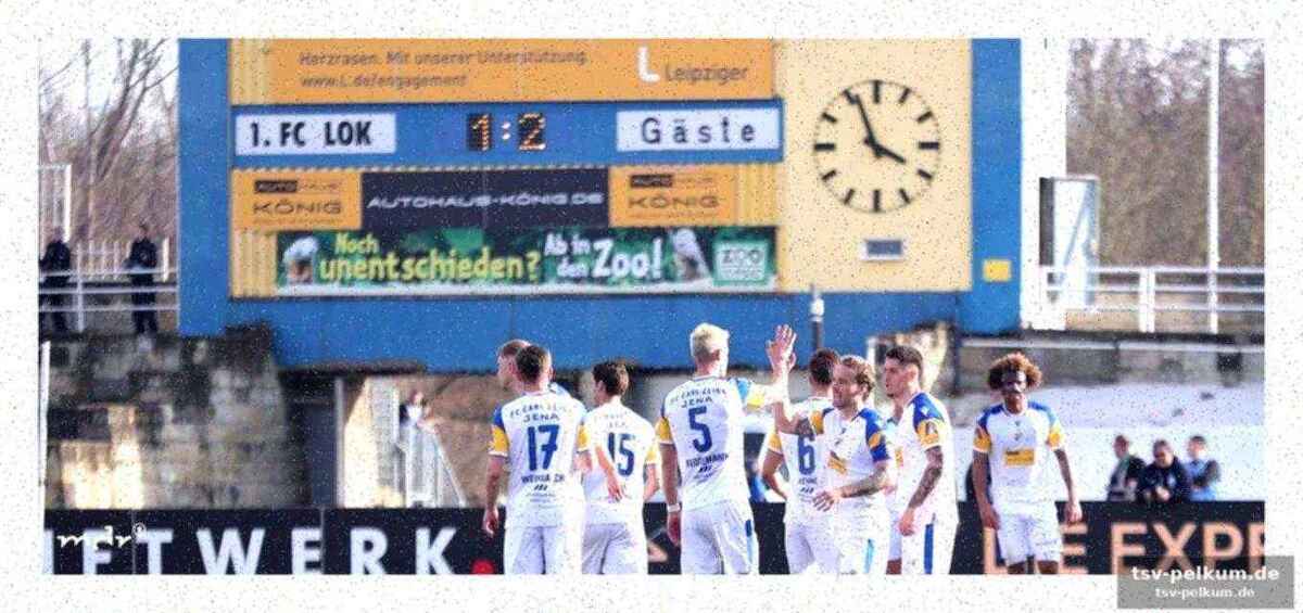 Halle spielt sich warm – ohne ticket nach oben