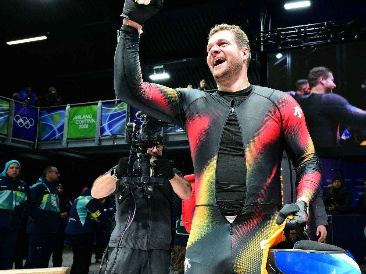 Johannes lochner krönt sich zum olympiasieger – söhnchen jonas verpasst den triumph
