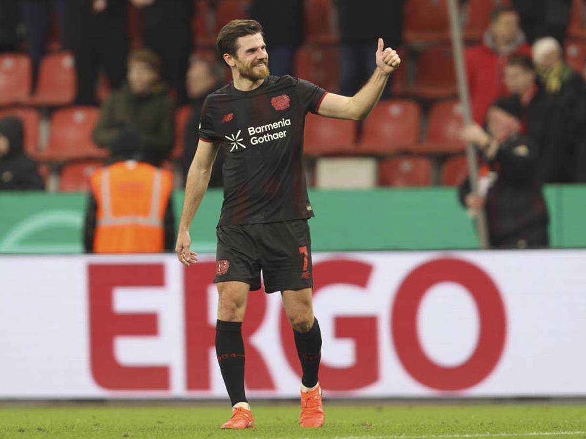 Jonas hofmann kehrt zurück: bayer leverkusen meldet ihn für die champions league nach