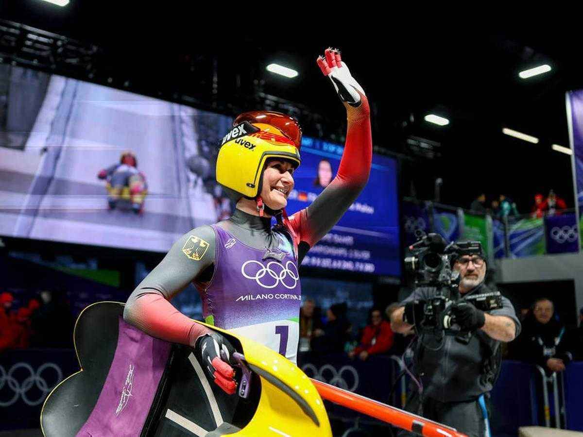 Julia taubitz krönt sich zur olympiasiegerin im rodeln – dramatik für merle fräbel